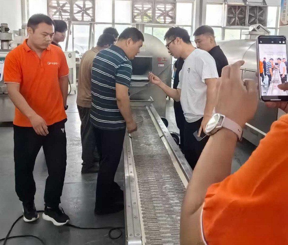 流水線炒貨機(jī)