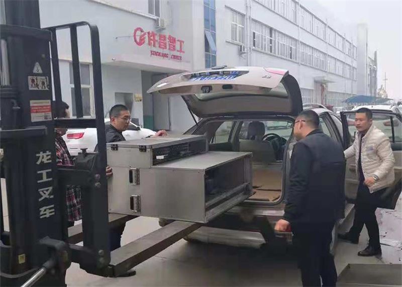 河南王總來許昌智工試機(jī)湯圓制陷機(jī)效果滿意現(xiàn)場拉走！